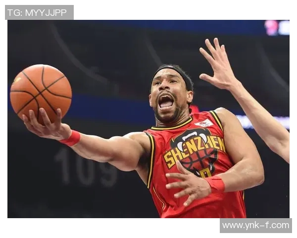 深圳篮球队以97分稳居精英赛积分榜首位,展现强劲实力 深圳篮球队以97分稳居精英赛积分榜首位,展现强劲实力