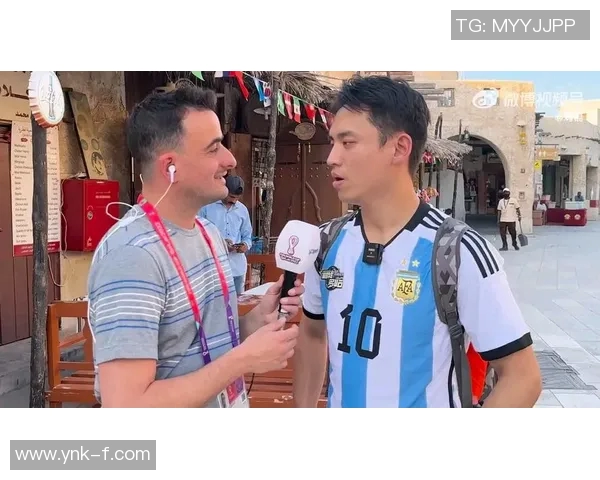 街头采访国际足球明星畅谈比赛经历与人生感悟 街头采访国际足球明星畅谈比赛经历与人生感悟