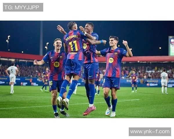 巴萨后卫足球明星的成长之路与辉煌成就解析