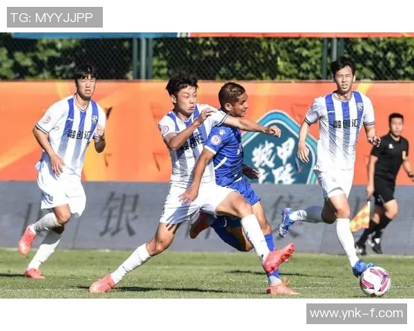 武汉乒乓球队在全国锦标赛中以62分稳居积分榜首位